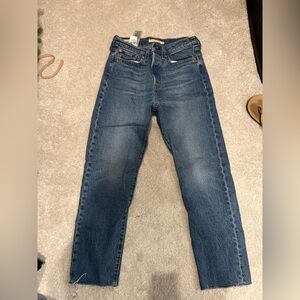 Levi's Size 28 short Wedgie Straight Raw Hem